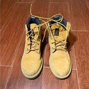 Timberland Women's Tan Lace Up Boots